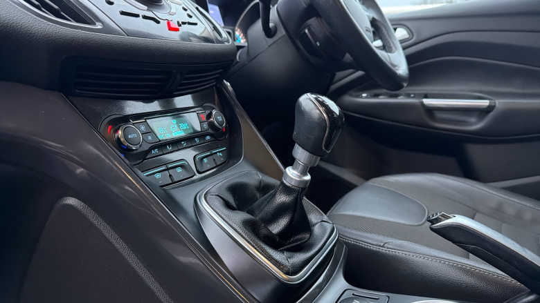 Ford Kuga 2.0 TDCi Titanium 5dr 2WD Diesel Estate